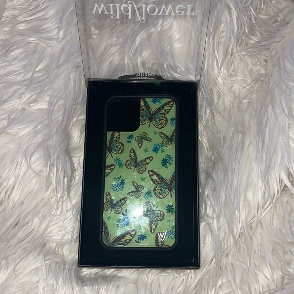 sage butterfly wildflower case! iphone 12